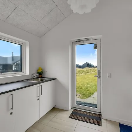 Tatiane - 1-5km From The Sea By Interhome Feriehus